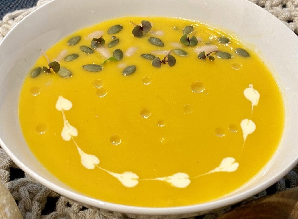 Pumpkin and bean soup