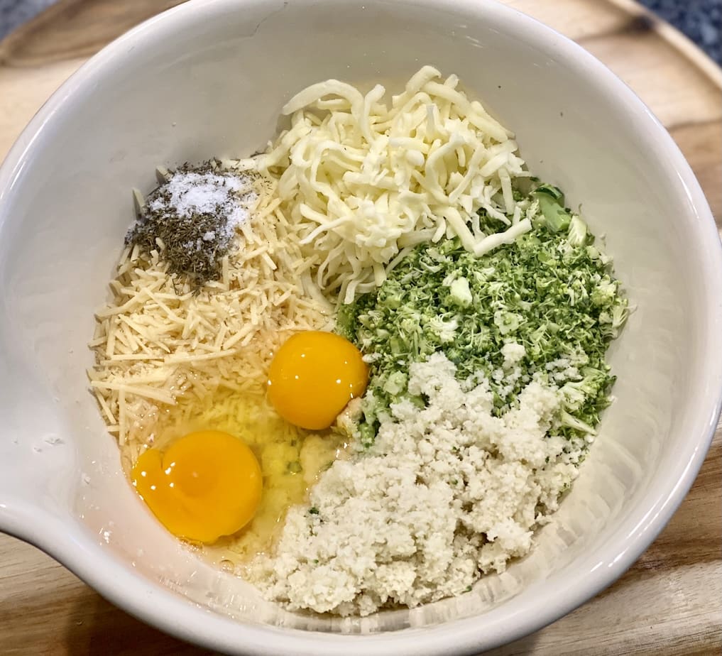 Salmon Patties with Cheese and Broccoli