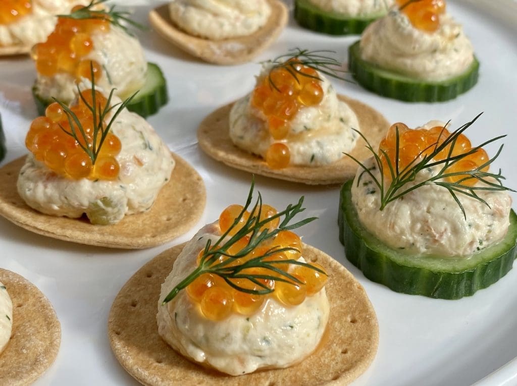 Smoked salmon canapés