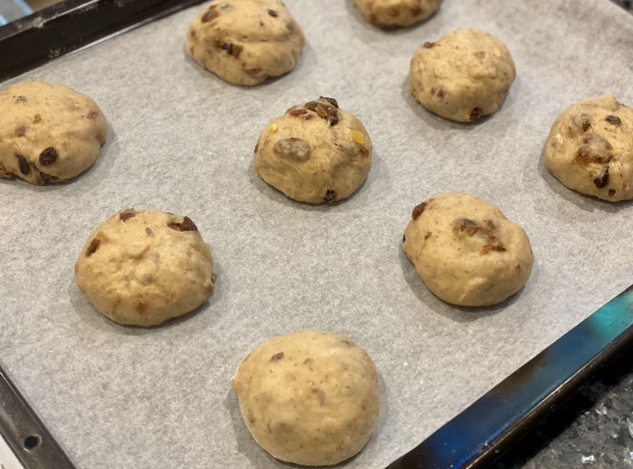 hot cross buns