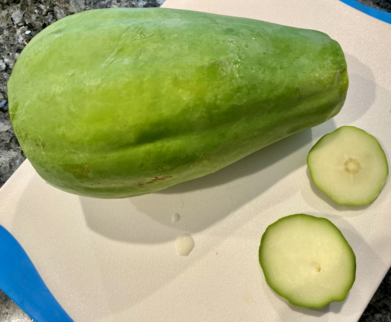 preparing papaya